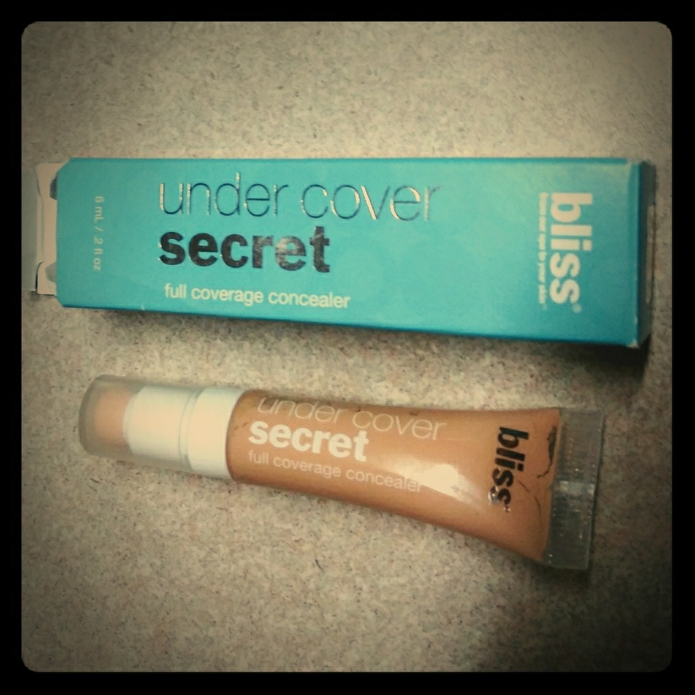 Bliss under cover secret full coverage concealer